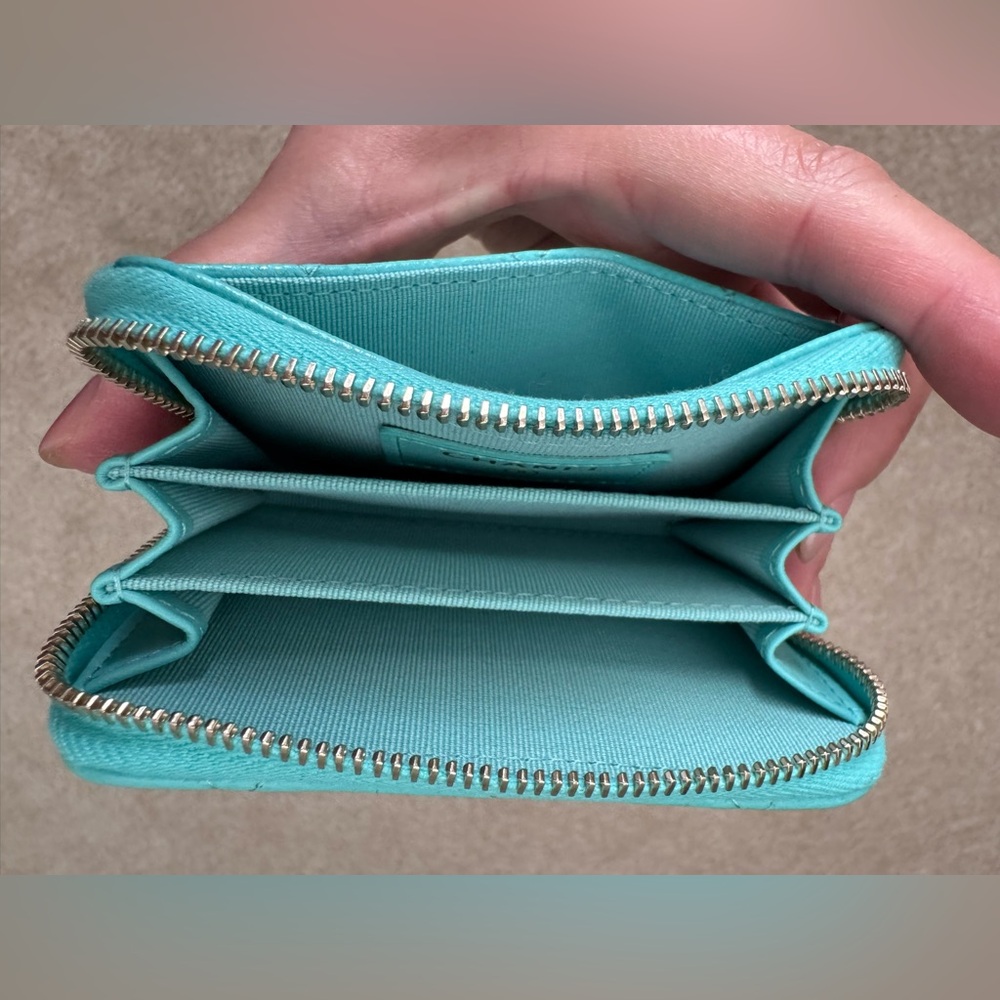 Chanel Classic Zipped Coin Purse in Turquoise - New - Picture 8 of 8